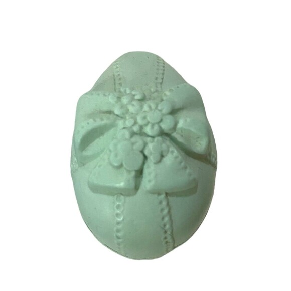 Vintage AVON Set Of 3 Pastel N' Pretty Soaps - Fresh Spring Scent - New In Box - Picture 6 of 12